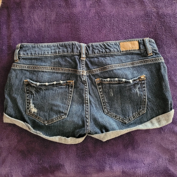 Jean shorts - Picture 2 of 4